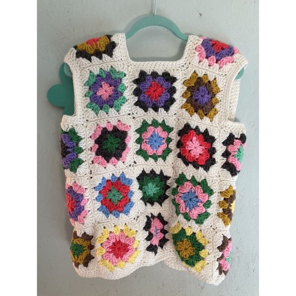 Multicolor Crochet Vest - Picture 7 of 10